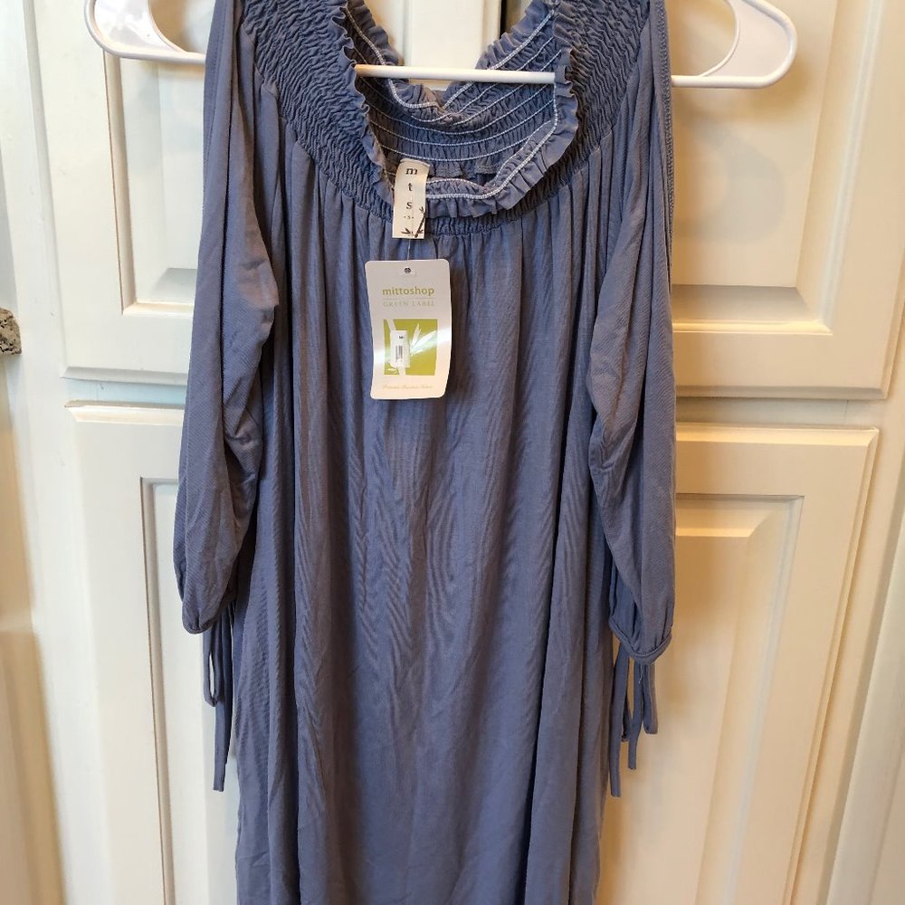 Blue dress